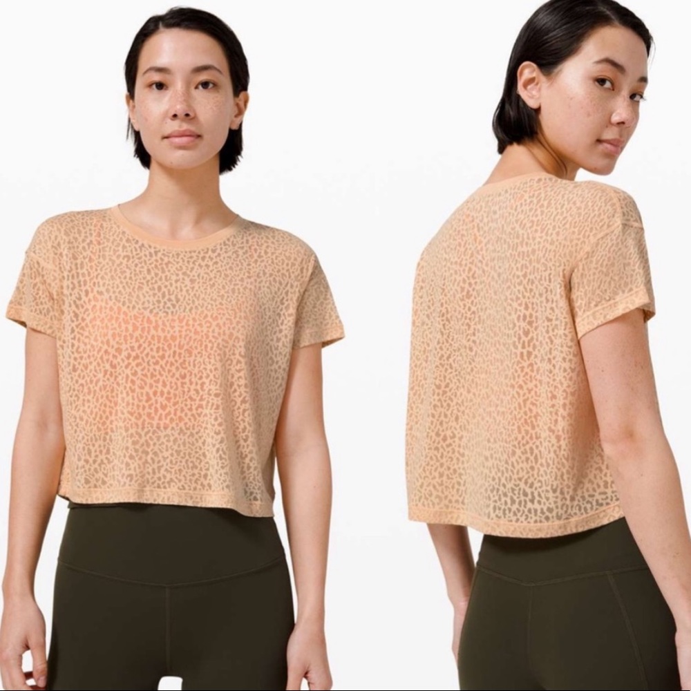 Lululemon || Cates Tee Camo Veil Burnout *RARE* 4